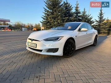 Авто Tesla Model S 2016 № 8795523