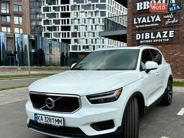 Авто Volvo Xc40 2019 № 8795576