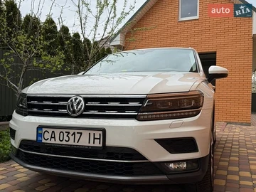 Авто Volkswagen Tiguan 2020 № 8795589