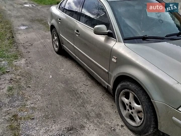 Авто Volkswagen Passat 2001 № 8795752