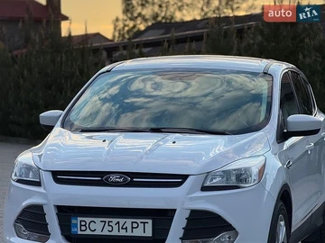Авто Ford Escape 2015 № 8796067