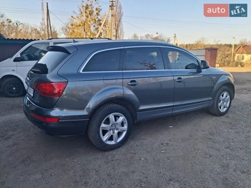 Авто Audi Q7 2011 № 8796094