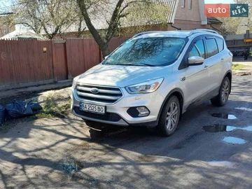 Авто Ford Kuga 2017 № 8796096