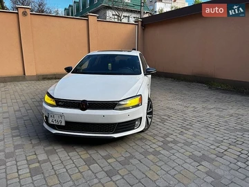 Авто Volkswagen Jetta 2013 № 8796436