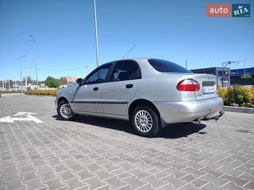 Авто Daewoo Lanos 2004 № 8796566