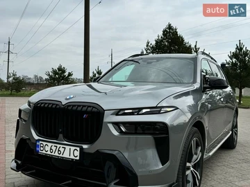 Авто BMW X7 2023 № 8796837