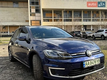 Авто Volkswagen E-Golf 2018 № 8796905