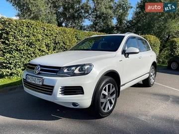 Авто Volkswagen Touareg 2013 № 8796910