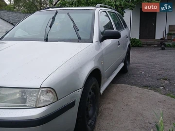 Авто Skoda Octavia 2003 № 8797037