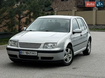 Авто Volkswagen Golf 2000 № 8797051