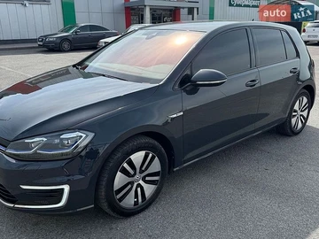 Авто Volkswagen E-Golf 2020 № 8797282