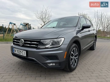 Авто Volkswagen Tiguan 2017 № 8797293