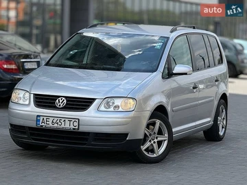 Авто Volkswagen Touran 2005 № 8797353