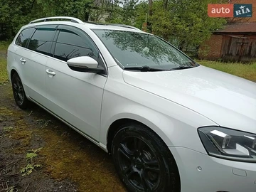 Авто Volkswagen Passat 2011 № 8797601