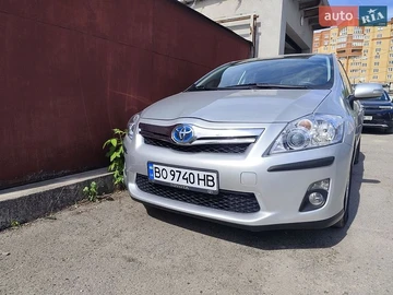 Авто Toyota Auris 2010 № 8797615