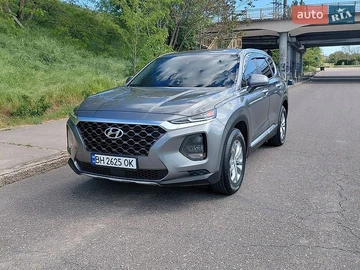 Авто Hyundai Santa Fe 2019 № 8797842