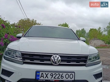 Авто Volkswagen Tiguan 2020 № 8797877