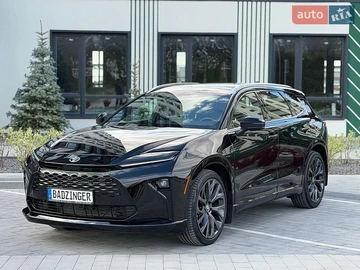 Авто Toyota Crown 2024 № 8798027