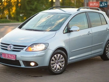 Авто Volkswagen Golf Plus 2009 № 8798250