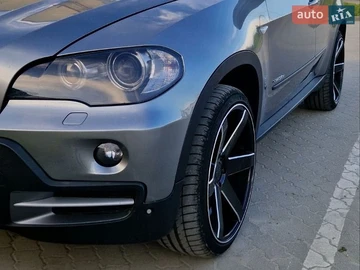 Авто BMW X5 2010 № 8798616