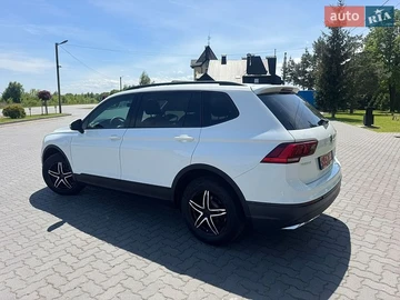 Авто Volkswagen Tiguan 2018 № 8798623