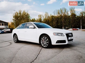 Авто Audi A4 2009 № 8798665