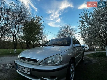 Авто KIA Rio 2001 № 8798719