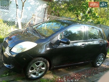 Авто Toyota Yaris 2006 № 8798870