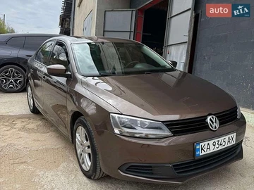 Авто Volkswagen Jetta 2014 № 8799001