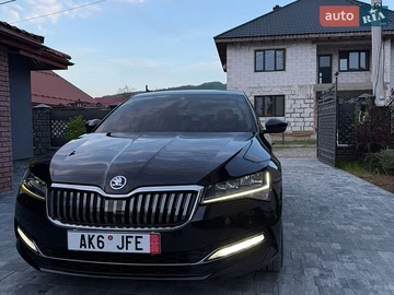 Авто Skoda Superb 2023 № 8799017