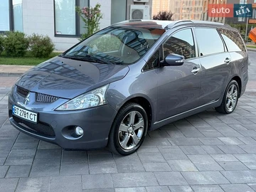 Авто Mitsubishi Grandis 2008 № 8799043