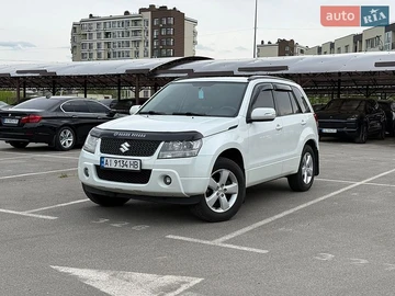 Авто Suzuki Grand Vitara 2010 № 8799129