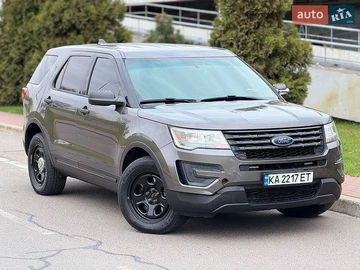 Авто Ford Explorer 2016 № 8799134
