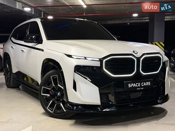 Авто BMW Xm 2023 № 8799224