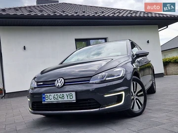 Авто Volkswagen E-Golf 2018 № 8799466