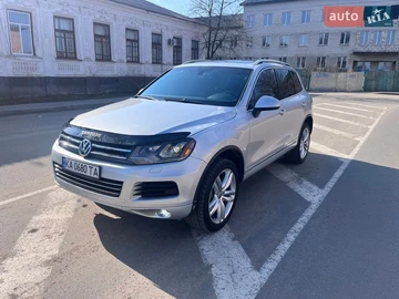 Авто Volkswagen Touareg 2010 № 8799475