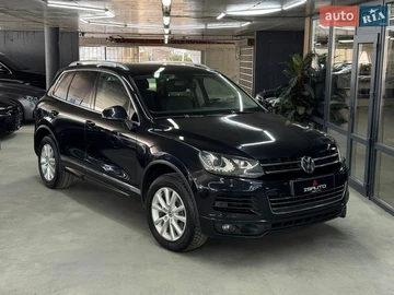 Авто Volkswagen Touareg 2012 № 8799746