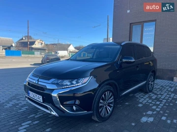 Авто Mitsubishi Outlander 2018 № 8799869