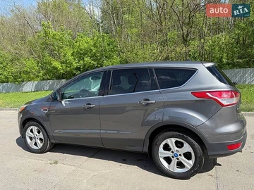 Авто Ford Escape 2013 № 8800107