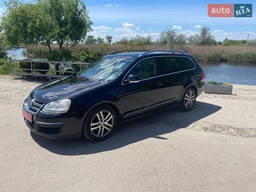 Авто Volkswagen Golf 2009 № 8800695