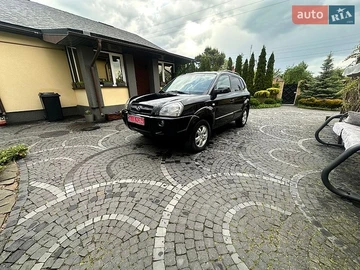 Авто Hyundai Tucson 2006 № 8800702