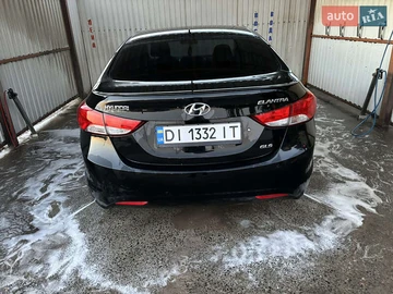 Авто Hyundai Elantra 2013 № 8800707