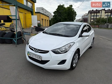 Авто Hyundai Elantra 2013 № 8800741