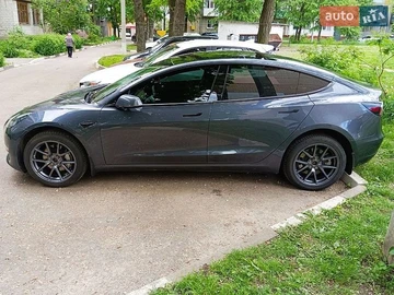 Авто Tesla Model 3 2023 № 8800942