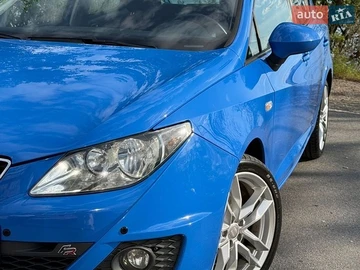 Авто SEAT Ibiza 2010 № 8801365