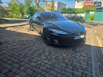 Авто Tesla Model S 2015 № 8801723