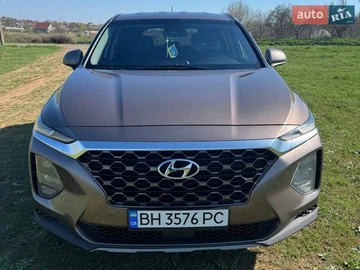Авто Hyundai Santa Fe 2019 № 8801755