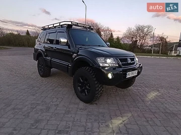 Авто Mitsubishi Pajero Wagon 2005 № 8801925