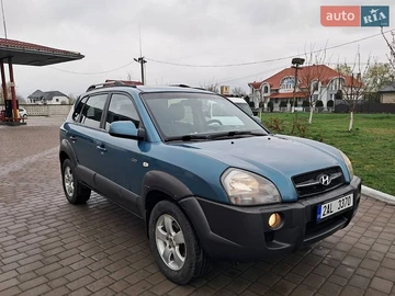 Авто Hyundai Tucson 2005 № 8802049