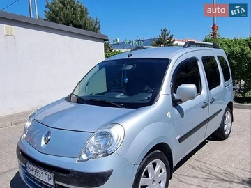 Авто Renault Kangoo 2010 № 8802109